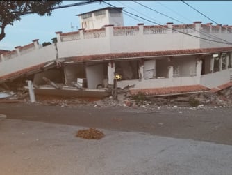 Casa derrumbada en Ponce