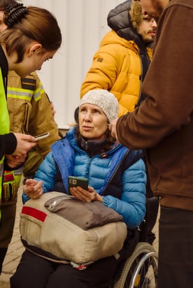 Women talking with firefighters 